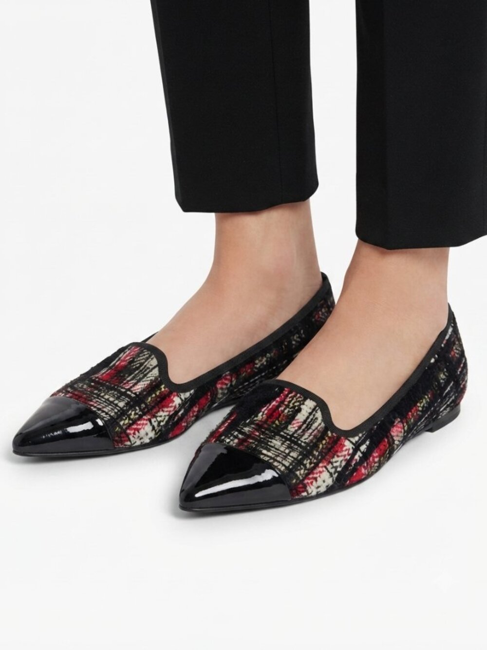 NWOT PRETTY BALLERINAS CAMILLE WOOL PLAID PATENT LEATHER POINTED TOE FLATS - 37